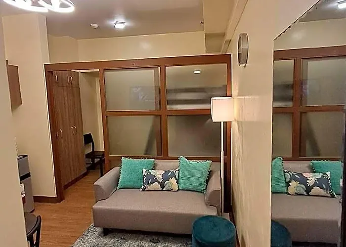 Cozy Beside Mall, Mrt Boni Edsa Hotel 4*